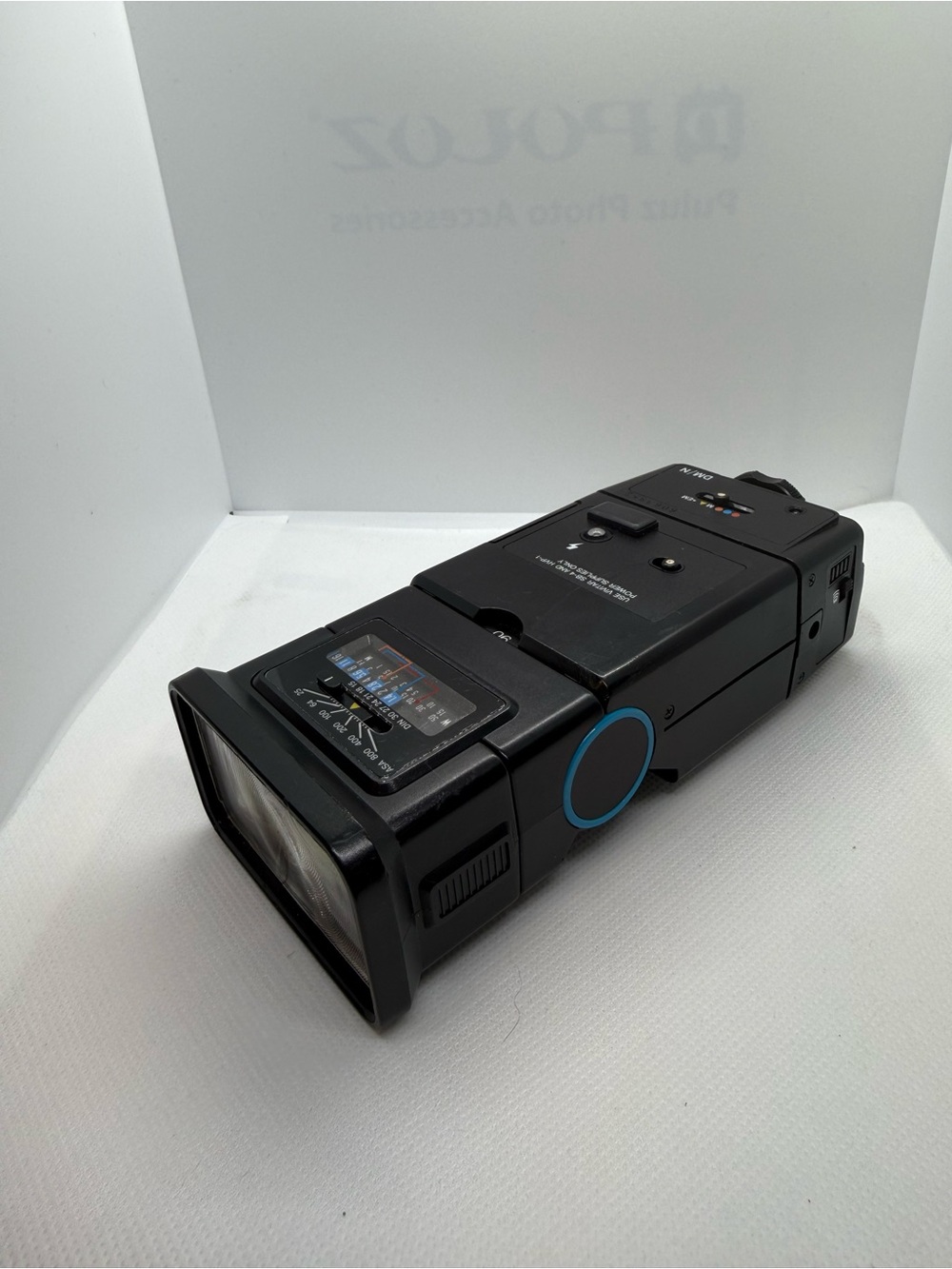 Vintar 3500 Zoom Lens
Black